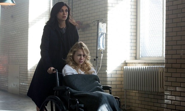 Still of Morena Baccarin and Kristen Hager in Gotham