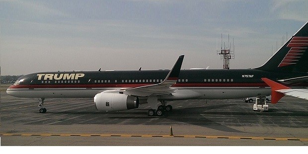 Donald_Trump's_757