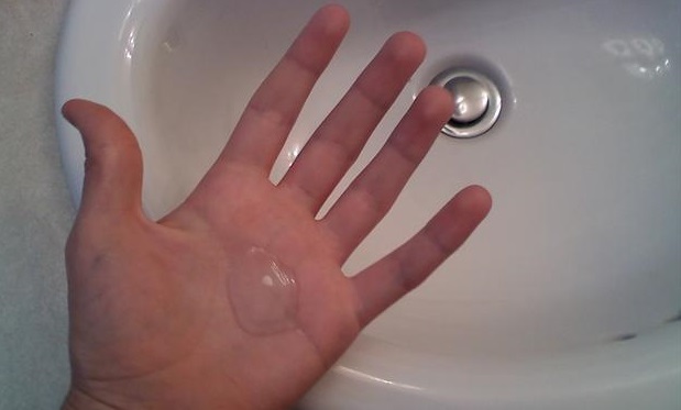 Liquid_antibacterial_soap