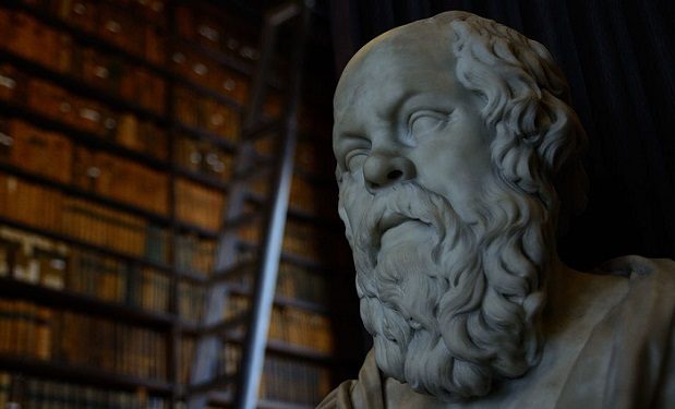 statue_of_socrates