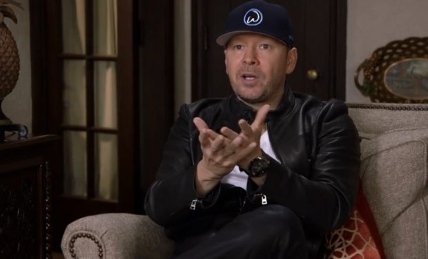 Donnie on Wahlburgers aand e