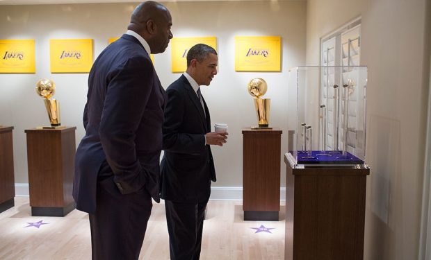 Obama_at_Magic_Johnson's_trophy_room