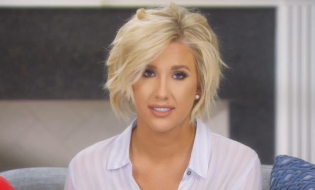 Did Todd Chrisley S Daughter Savannah Drop Out Of College