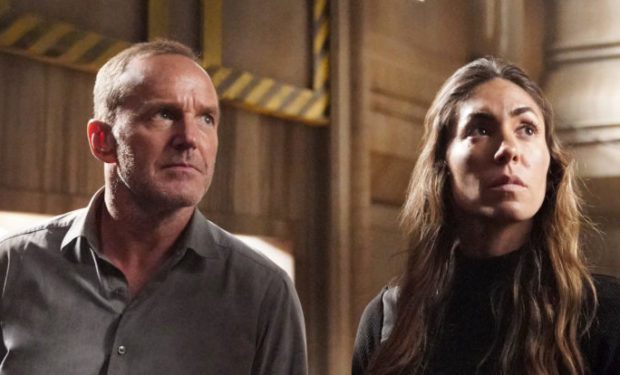 Clark Gregg Marvels Agents of SHIELD