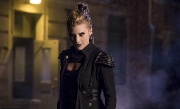 The Flash Amunet Katee Sackhoff CW