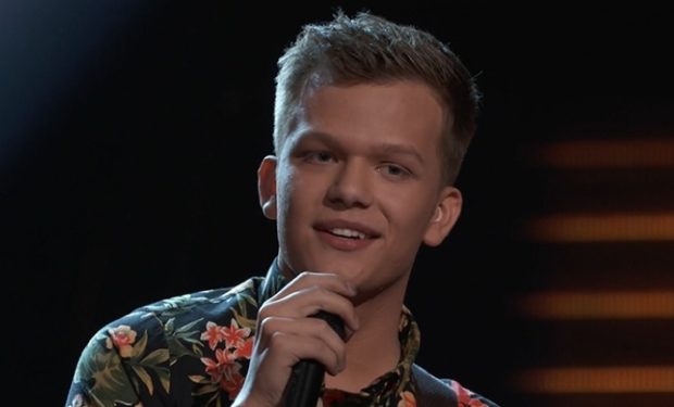 Britton Buchanan, 17, Throws Bone to Blake Shelton on ‘The Voice’