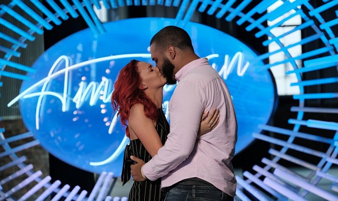 American Idol Crystal Alicea 20 Shows Off Her Engagement Ring 6808