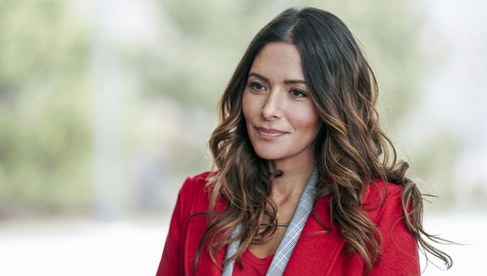 who is kelly severides girlfriend on chicago fire