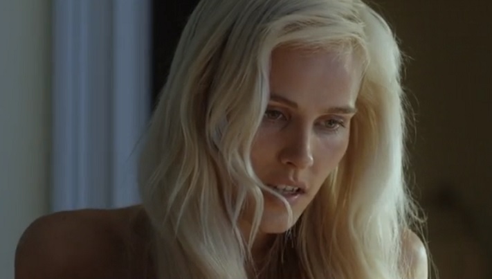 Sexy isabel lucas