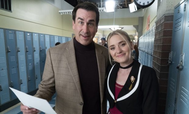 Rob Riggle on SChooled