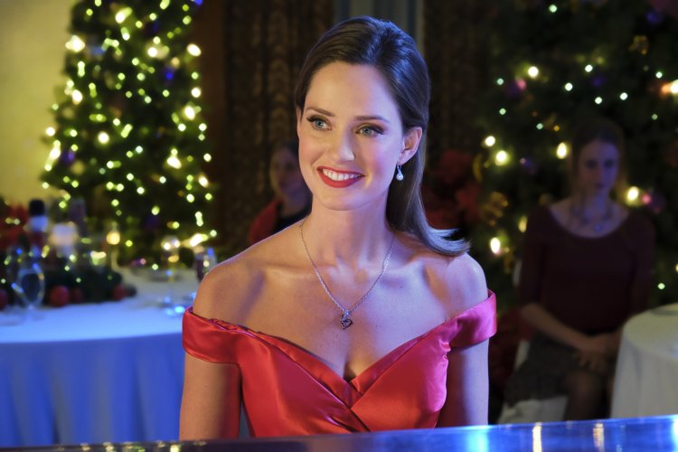 Who Is Famous Pianist Margot In Chateau Christmas Hallmark Movie