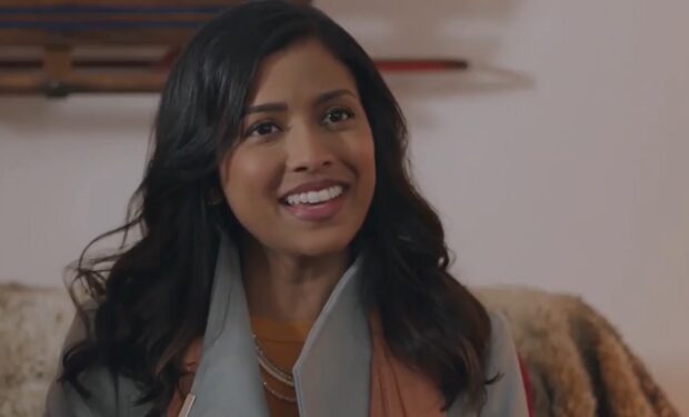 Tiya Sircar in Christmas on Wheels (Lifetime)