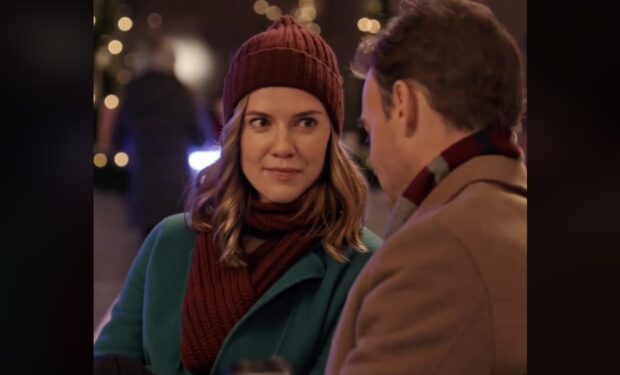 Sara Canning in The Christmas Temp (Lifetime screengrab)