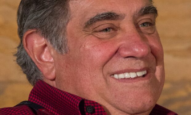 Dan Lauria