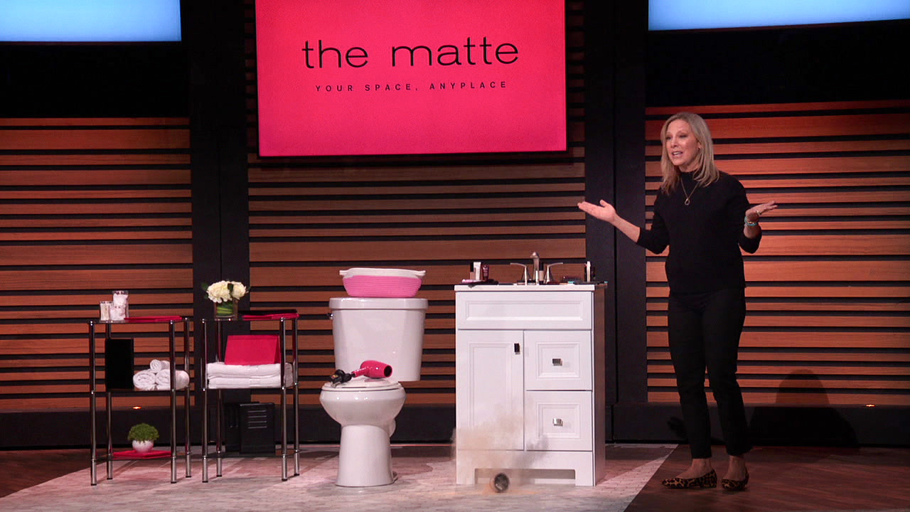 Makeup Organizer Pitches Kendra Scott on Shark Tank