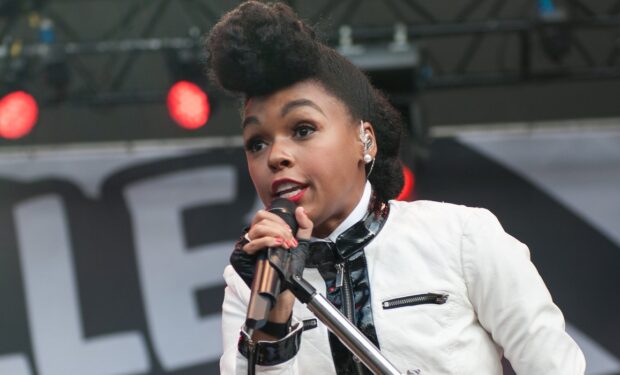 Sexy janelle pics monae Janelle Monae