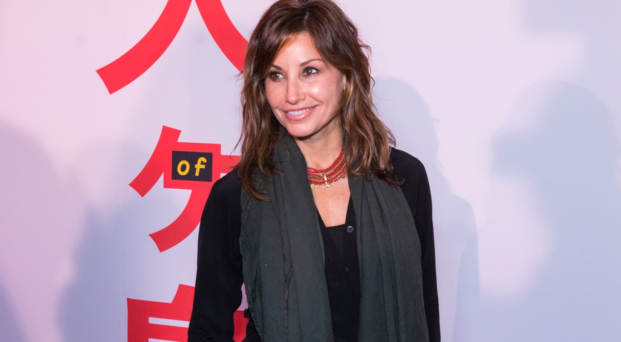 Gina gershon sexy