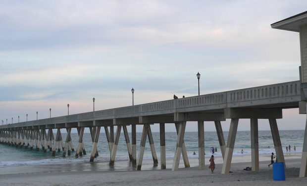 Johnny Mercer Pier NC beach