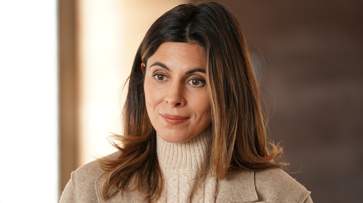 Jamie-Lynn Sigler Goes Shopping at Dick’s, ‘Orange Is the New Black’