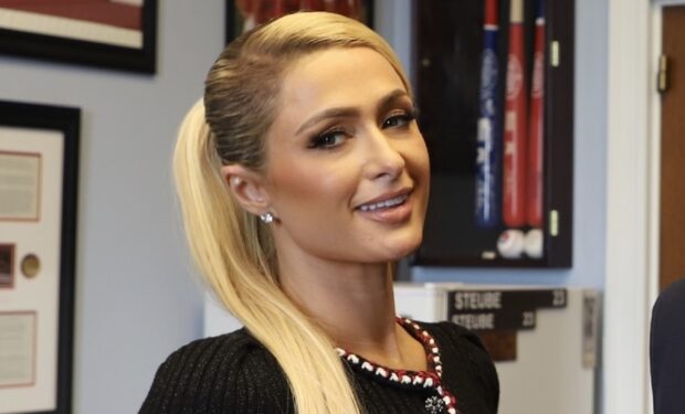 https://2paragraphs.com/wp-content/uploads/2022/04/Paris-Hilton-620x375.jpg