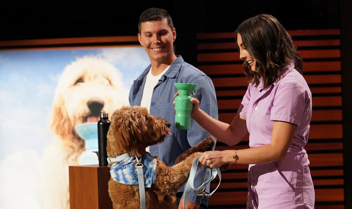 Springer Dog Water Bottle on Shark Tank Getting 5-Star Reviews, “My Pooch Likes It”