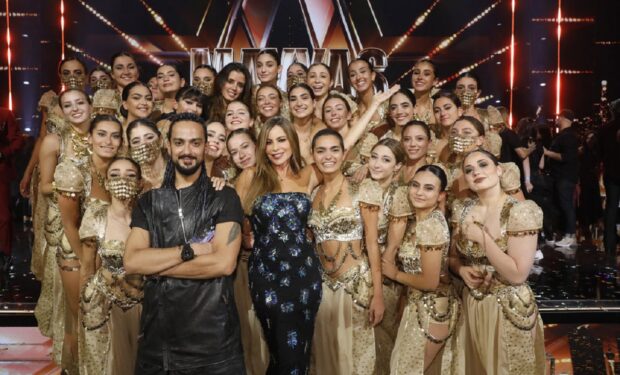 AMERICA’S GOT TALENT -- “Finale Results” Episode 1720 -- Pictured: Sofia Vergara with Mayyas -- (Photo by: Trae Patton/NBC)