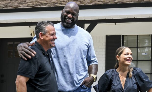 Shaq on Secret Celebrity Renovation