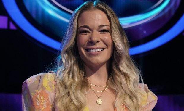 LeAnn Rimes on I Can See Your Voice (FOX)