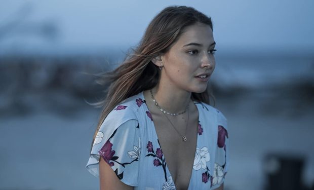 Madelyn Cline, Outer Banks, photo: Curtis Baker/Netflix