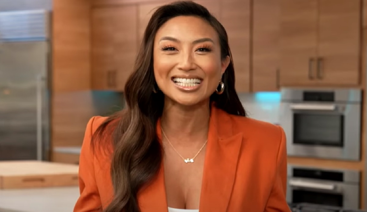 Jeannie Mai Stuns in Plunging Chartreuse Corset, ‘Wowzers’
