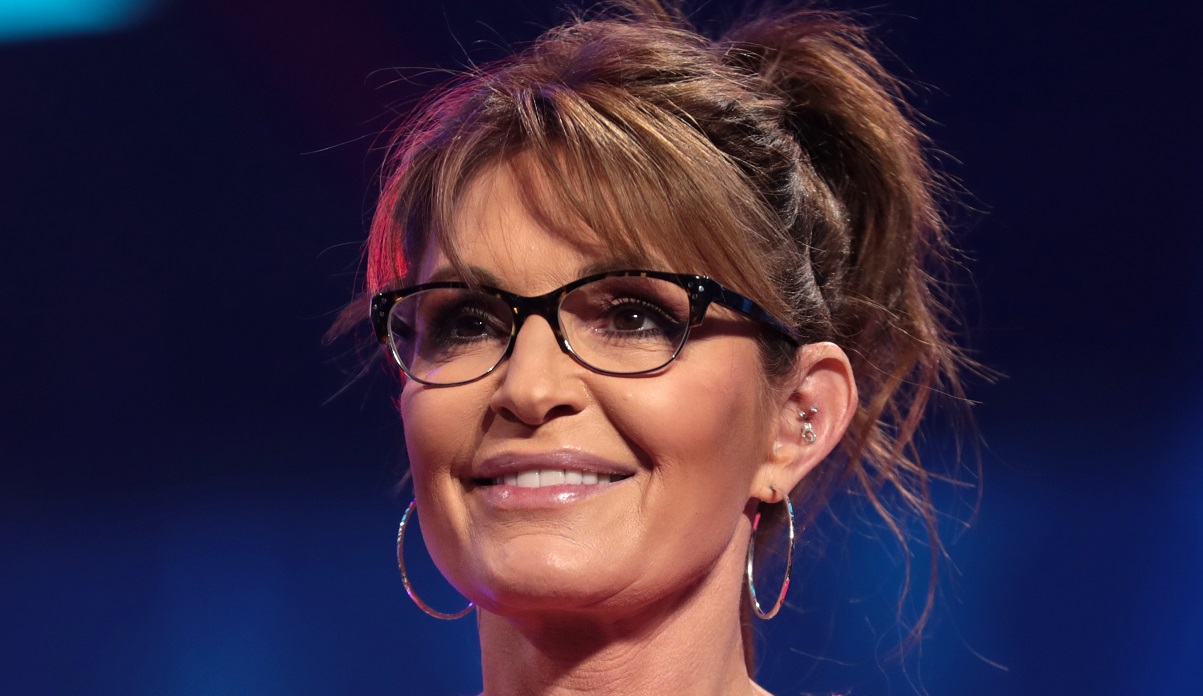 Sarah Palin Slams Trump’s GOP Handlers, “We’re on the Ropes”