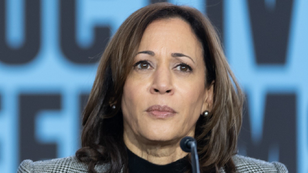 Fox News Star Complains About Kamala Harris's Name